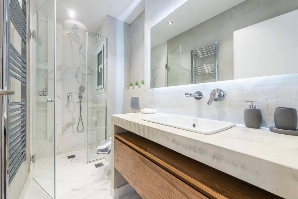 Syntagma H&B Apartment Athén Kültér fotó